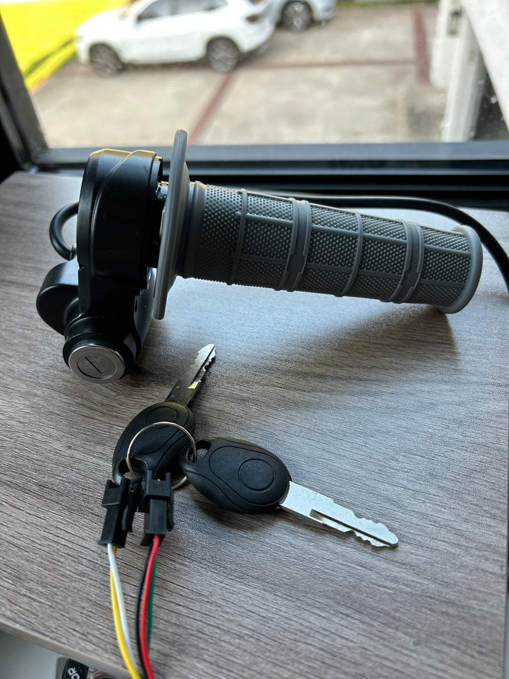 Full Twist Plug in Play Throttle